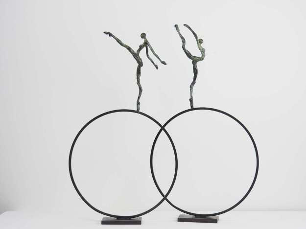 Danseuse cercle de 23cm bronze Dumarchey Annick